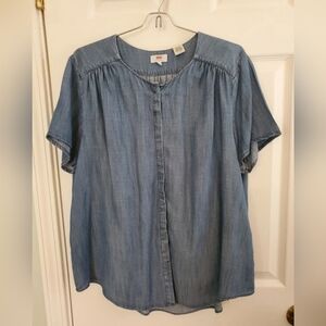 Levis Womens Denim Blouse XL.